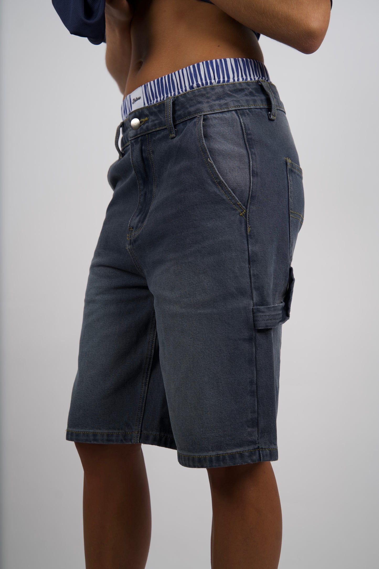 DENIM SHORTS in grey