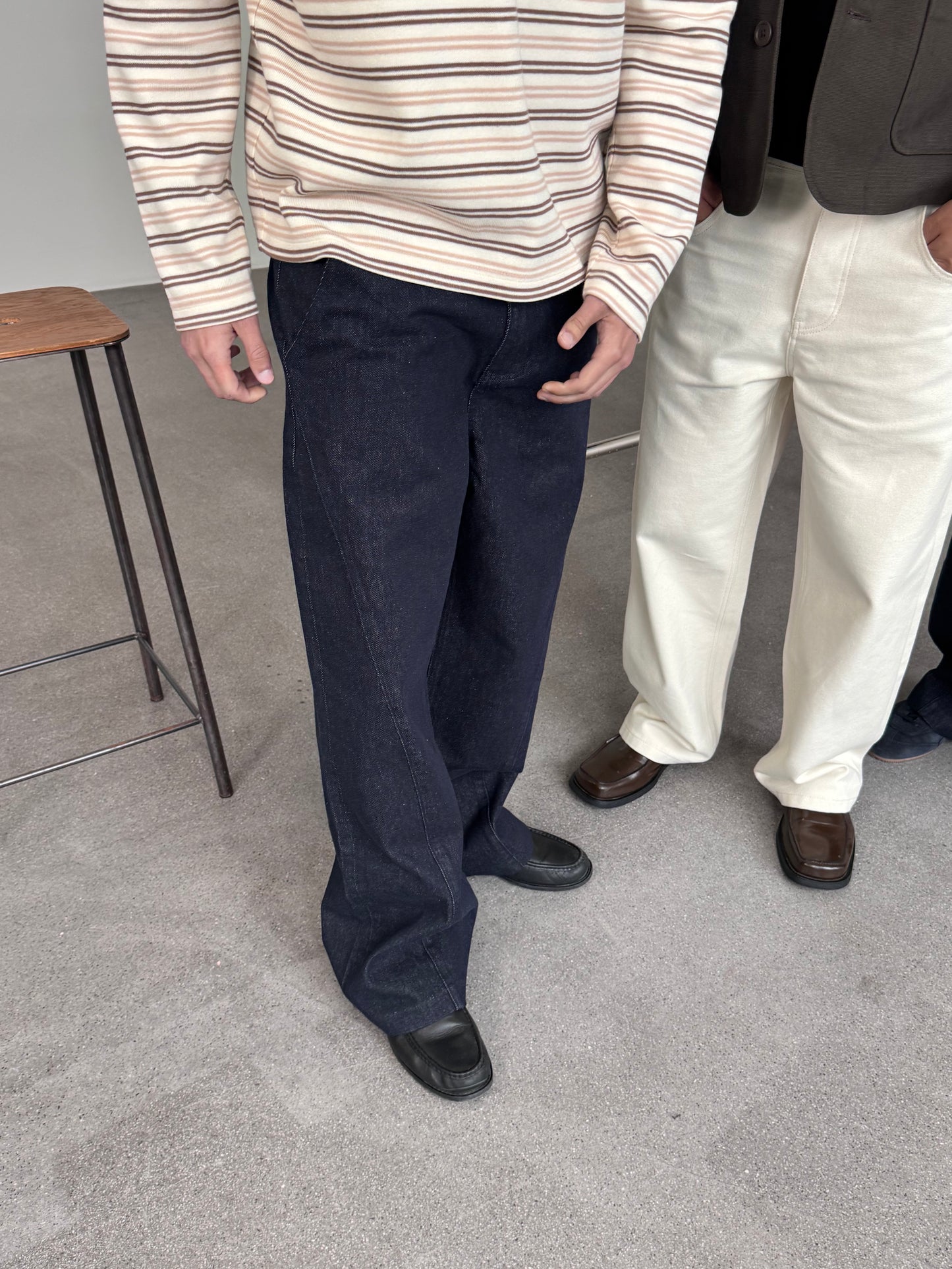 TWISTED RAW DENIM JEANS