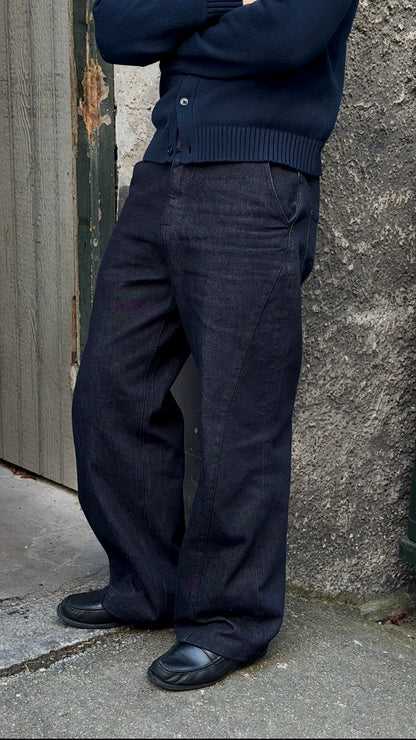 TWISTED RAW DENIM JEANS