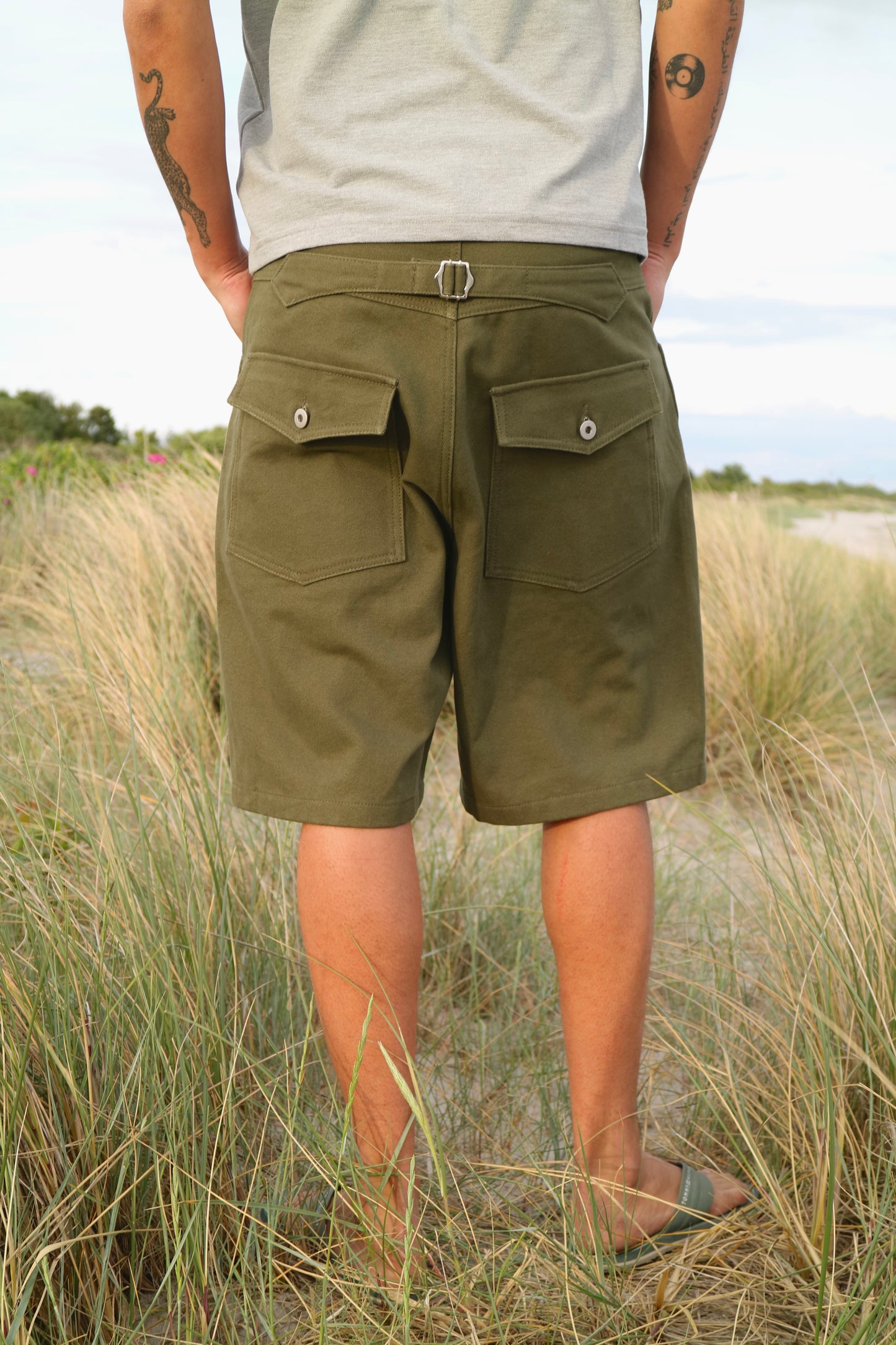 TUSCAN CANVAS SHORTS