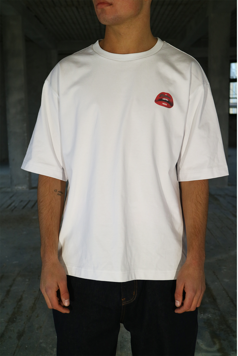 HEAVY DENIM TEE